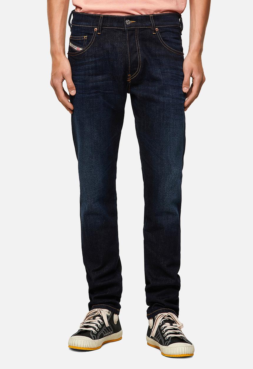 Diesel  - D-luster tapered longer length jeans - dark blue