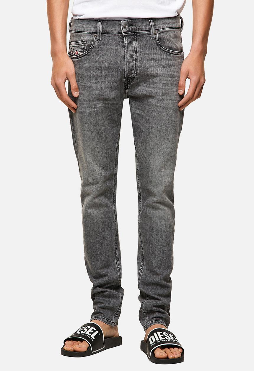 Diesel  - D-luster slim fit longer length jeans - grey