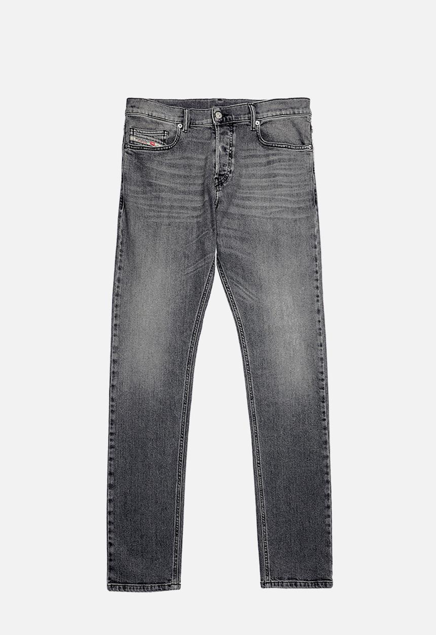 Diesel  - D-luster slim fit longer length jeans - grey