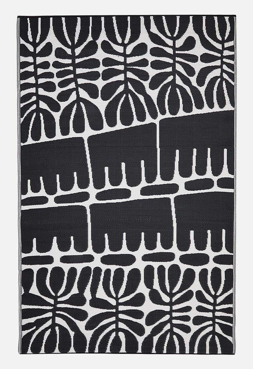 Fab Habitat - Serowe outdoor rug - black