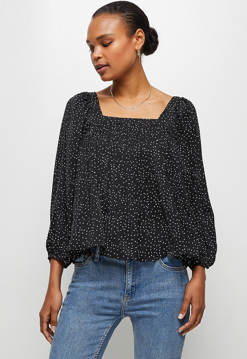 edit - Pleat detail flounce blouse - black