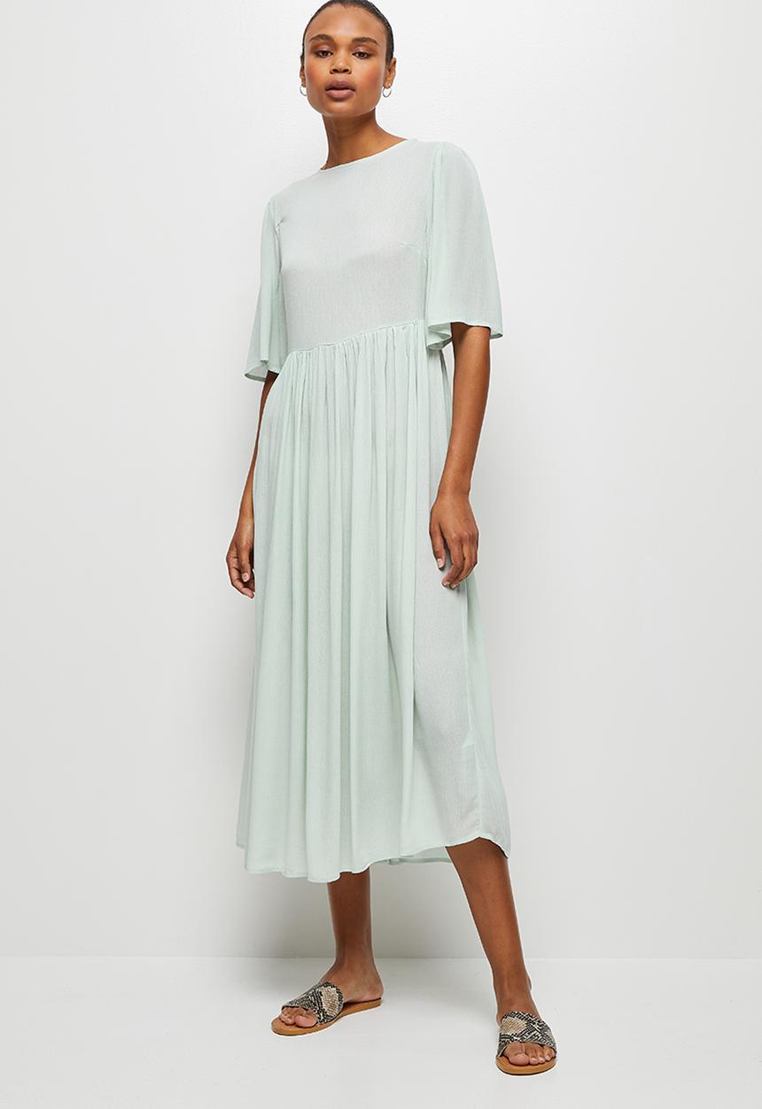 edit - Crinkle flutter sleeve maxi - dusty sage