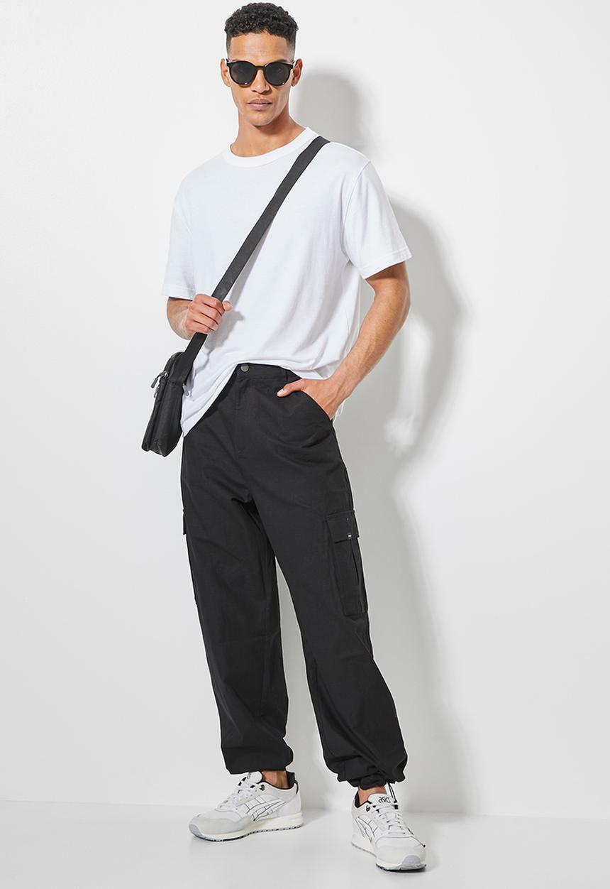 Superbalist - Carson loose cargo pants - black