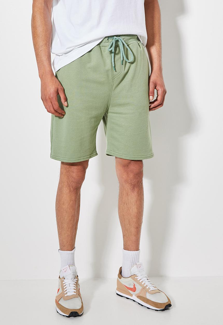 Superbalist - Sunday sweatshorts - green