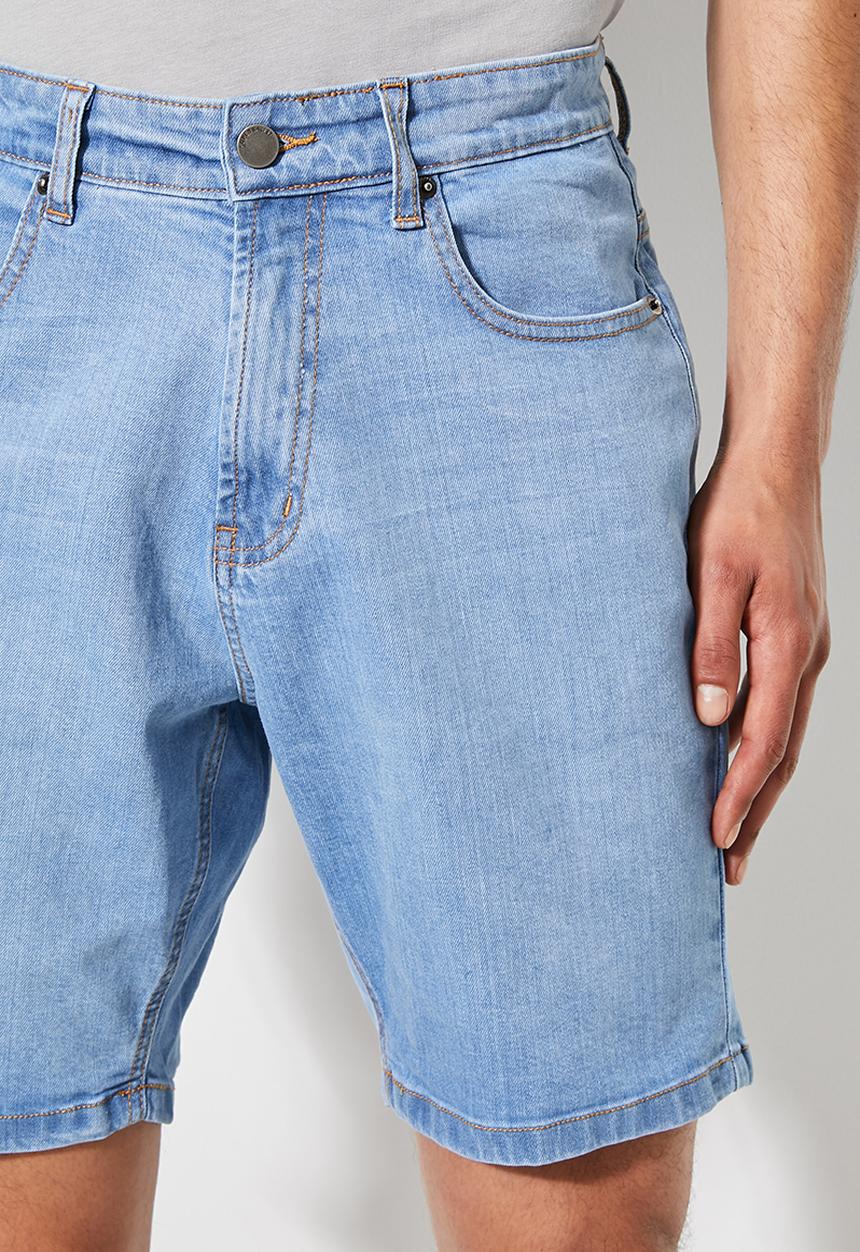 Superbalist - Boston slim denim short - light blue