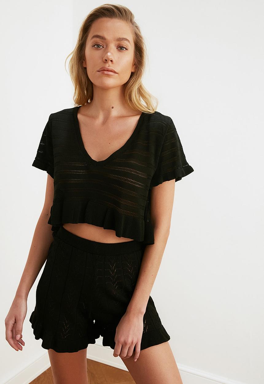Trendyol - Ruffle detailed bikini  bottom-top set - black