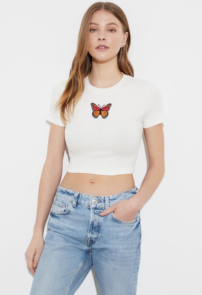 Trendyol - Printed crop knitted t-shirt - white