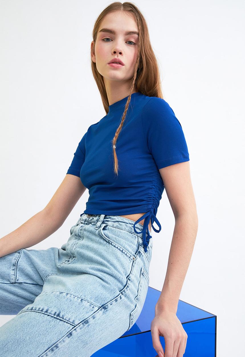 Trendyol - Pleated knitted crop top - blue