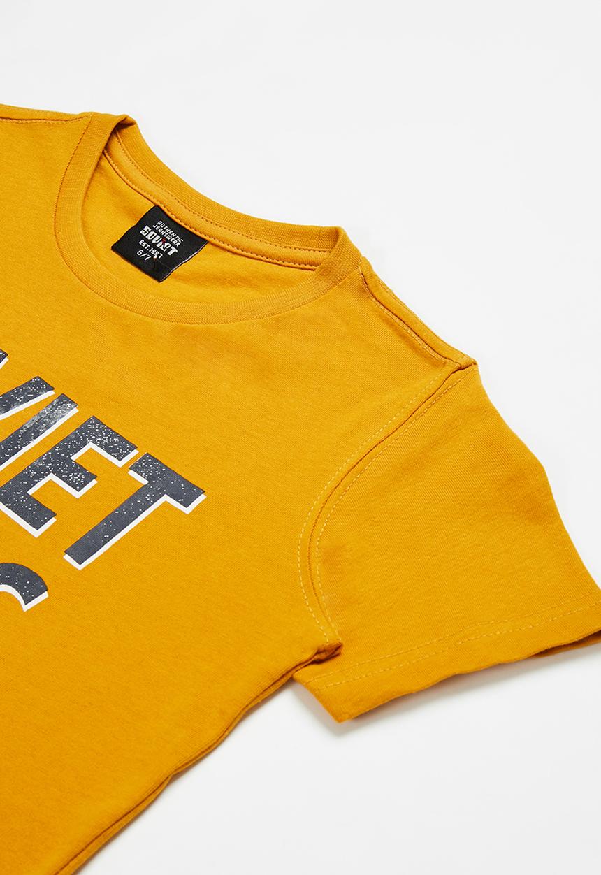 SOVIET - B shefford boys short sleeve  logo tee - mustard