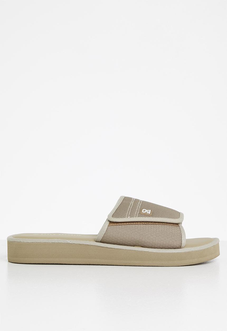 STYLE REPUBLIC - Ben slide - khaki