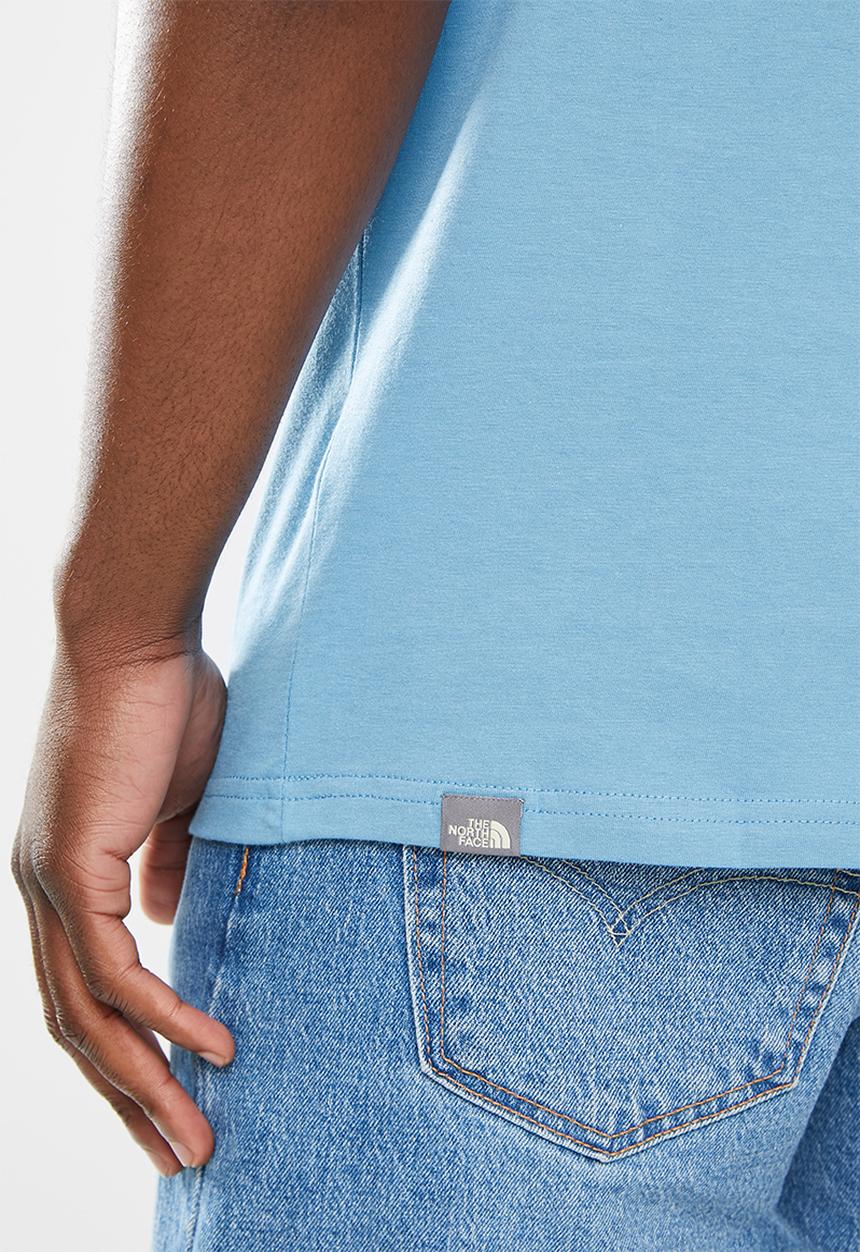 The North Face - Short sleeve red box tee - blue