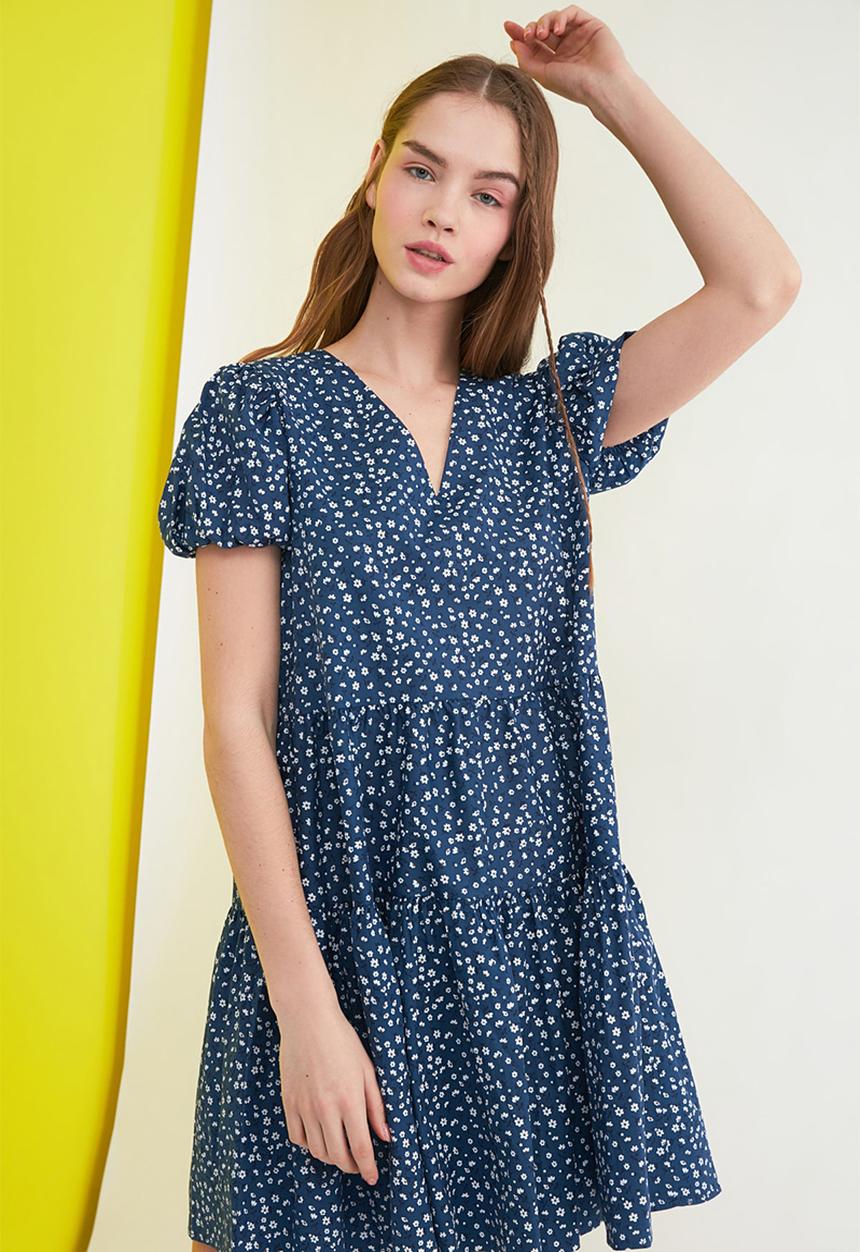 Trendyol - Wide cut floral pattern dress - navy