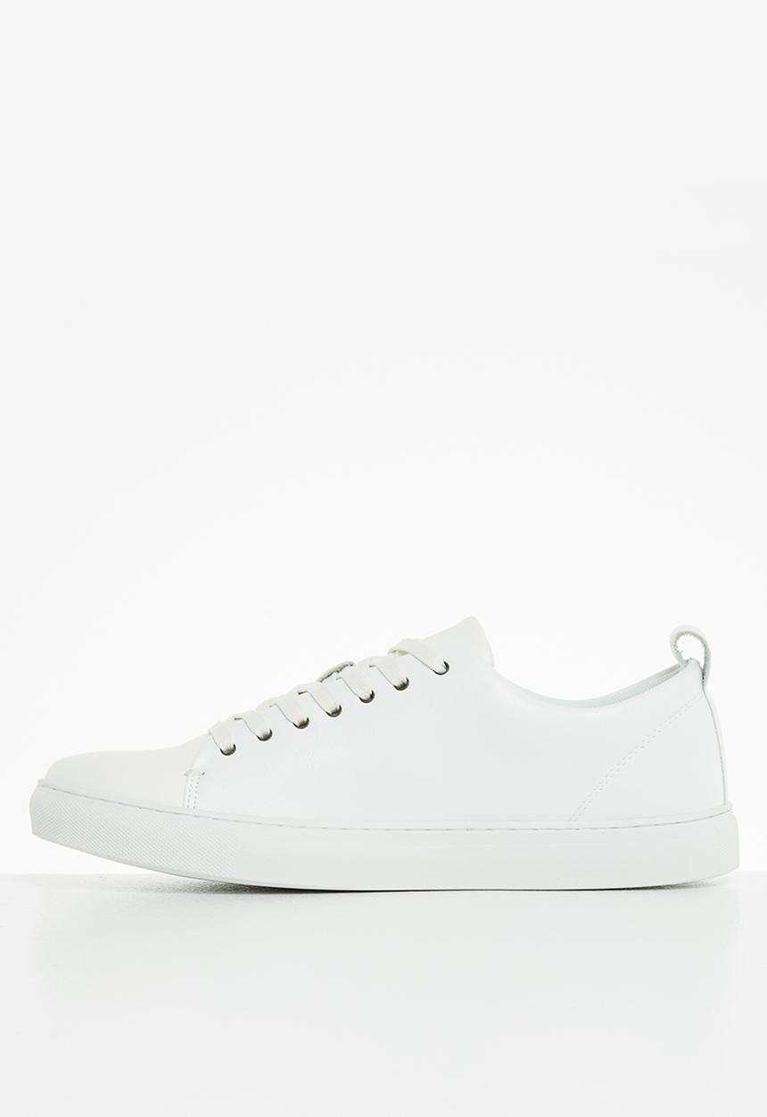 POLO - Idris tonal contrast pin punch sneaker - white