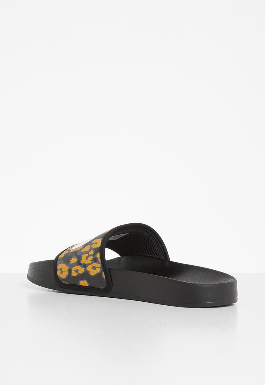 The North Face - W base camp slide iii - arrowwood yellow/leopard print/tnf black