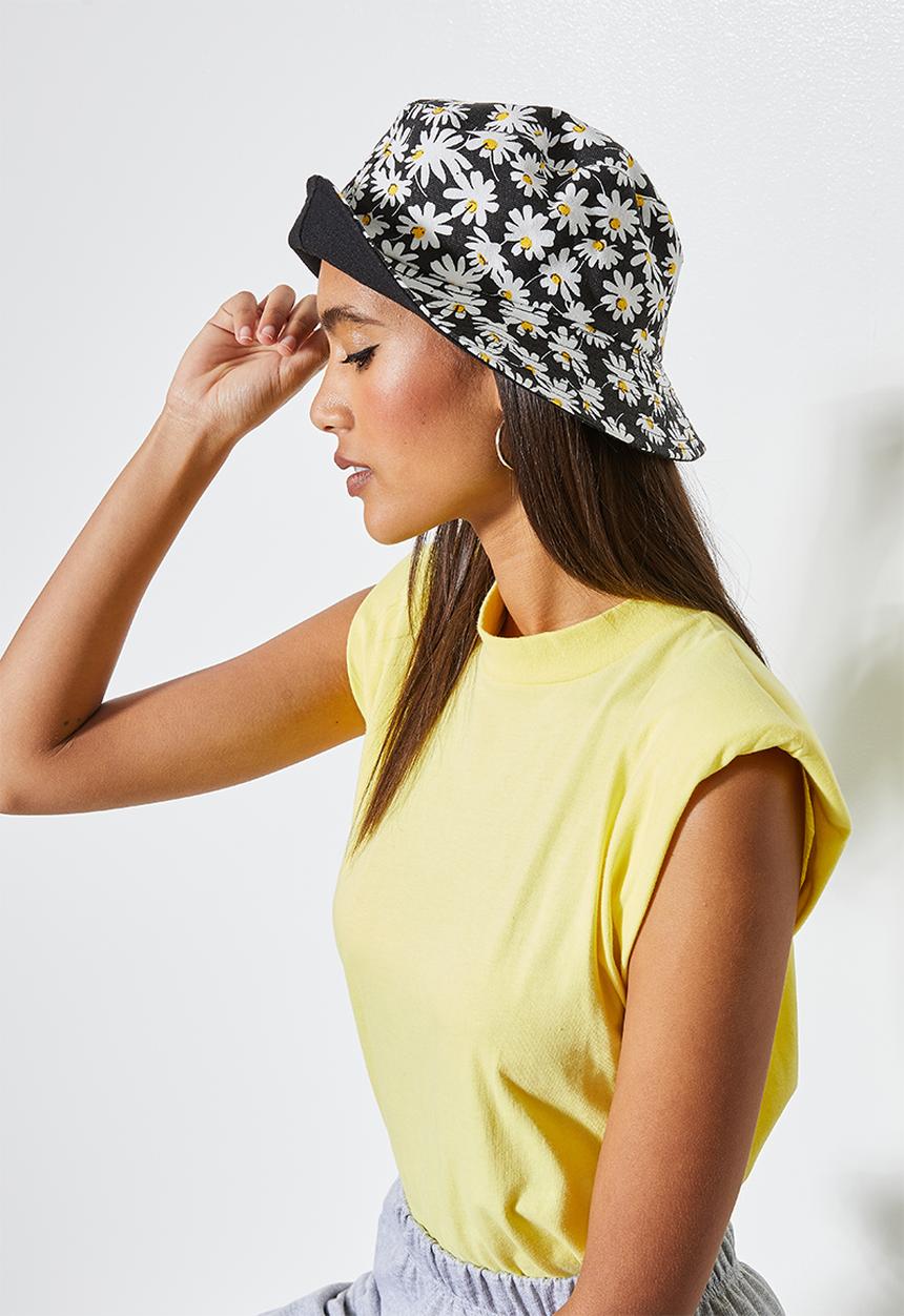 Superbalist - Daisy bucket hat - black & yellow