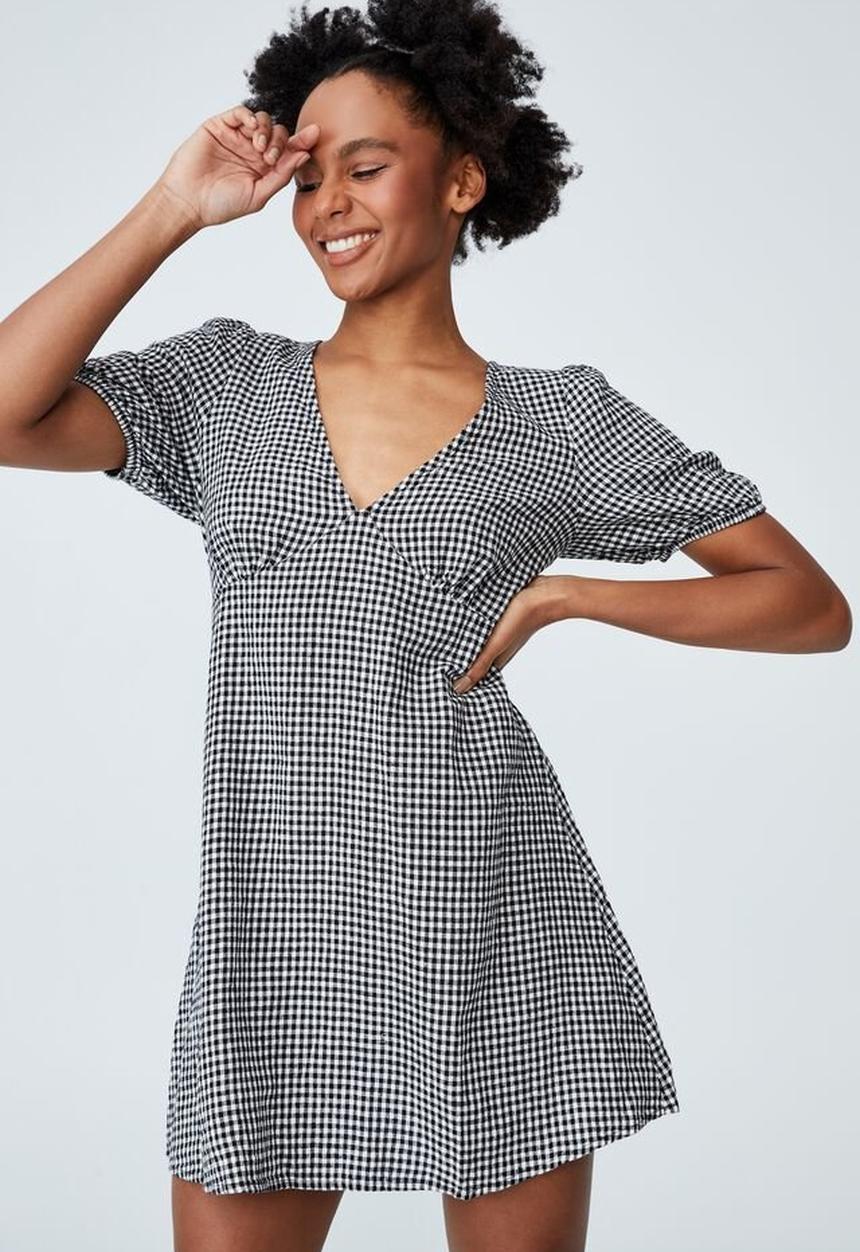 Cotton On - Woven edie v-neck mini dress - kayla micro gingham black