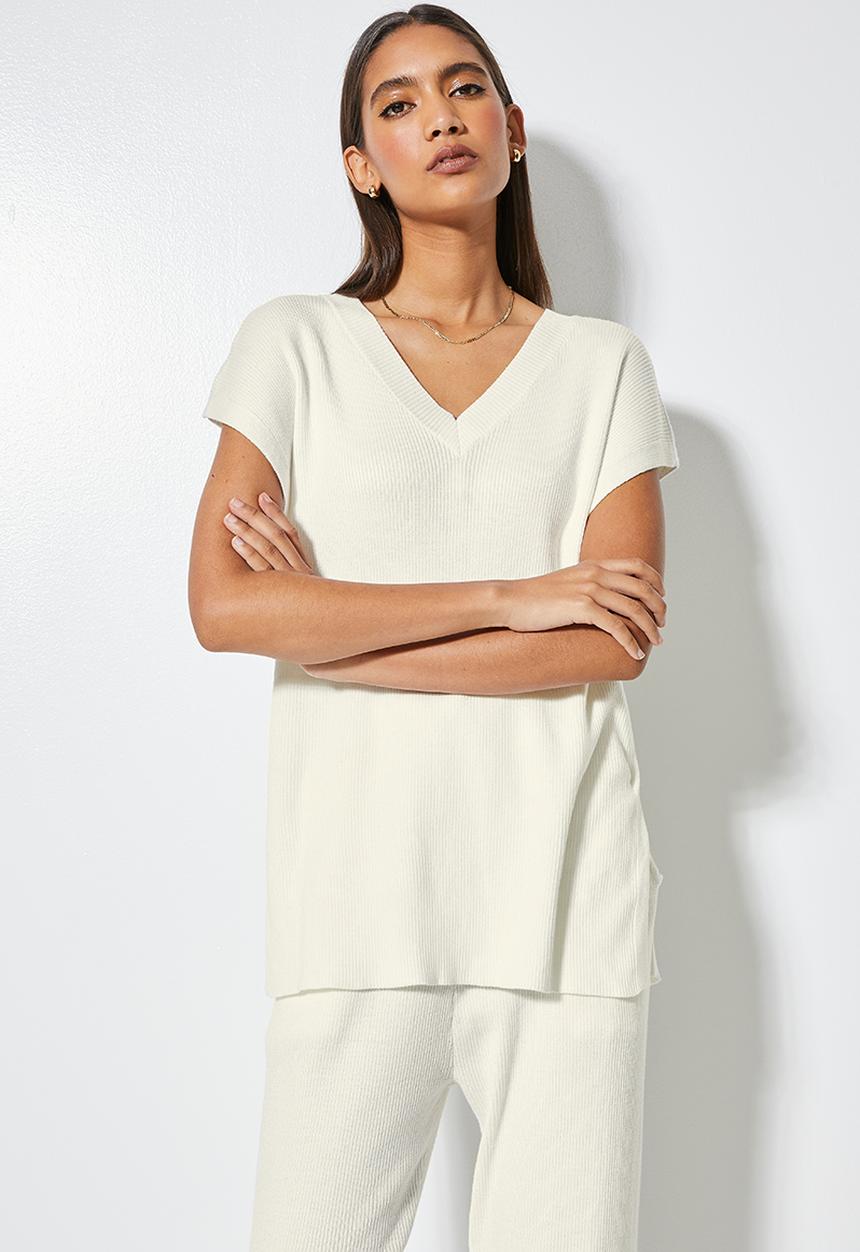 Superbalist - Summer knit  v-neck tunic - ecru