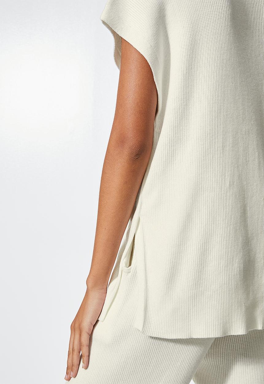 Superbalist - Summer knit  v-neck tunic - ecru