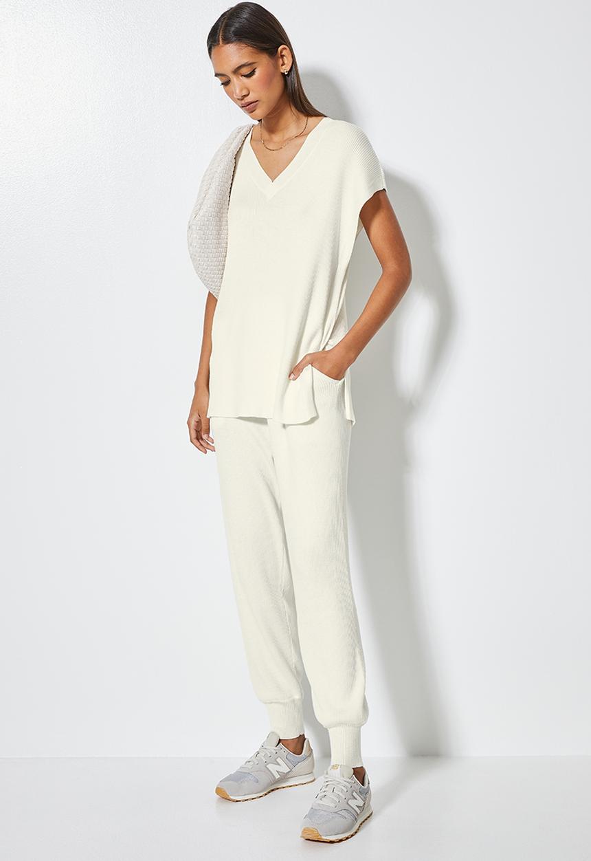Superbalist - Summer knit  v-neck tunic - ecru