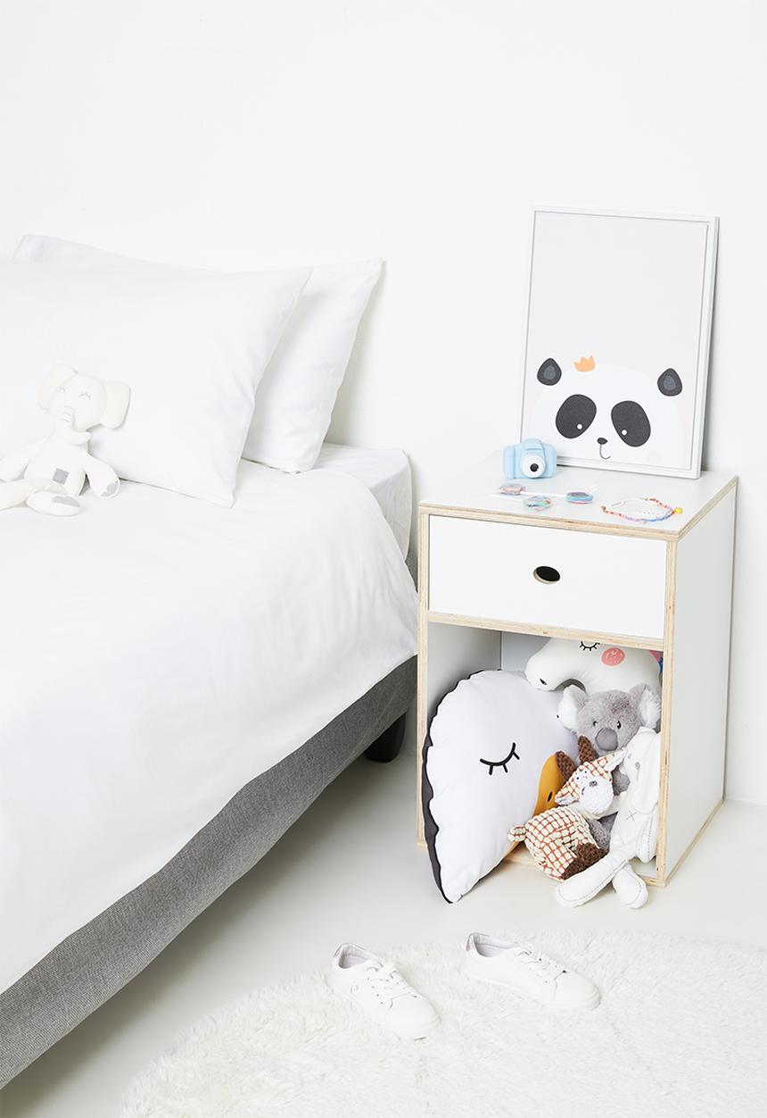 Sixth Floor - Norton bedside pedestal - white 
