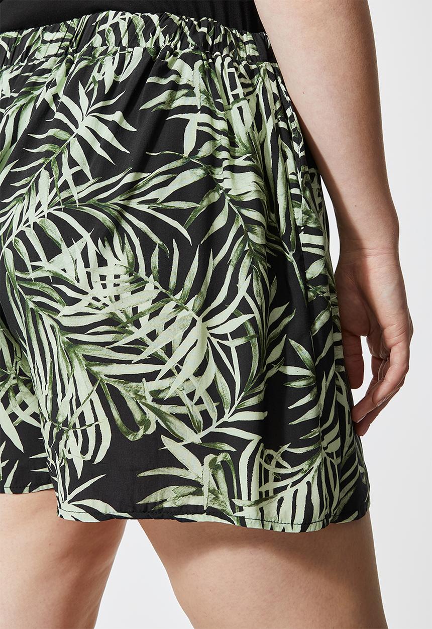 Superbalist - Easy pull on shorts - green 