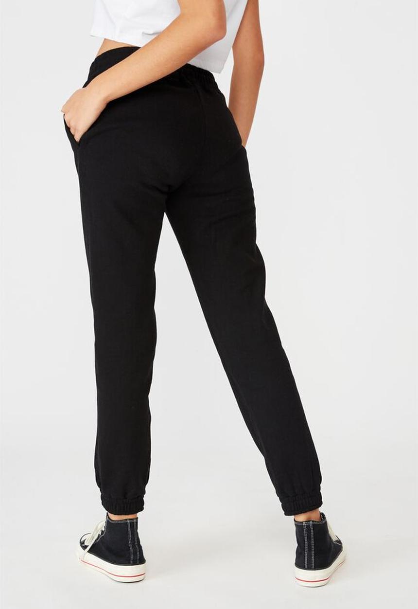 Cotton On - Slim fit trackpant - black