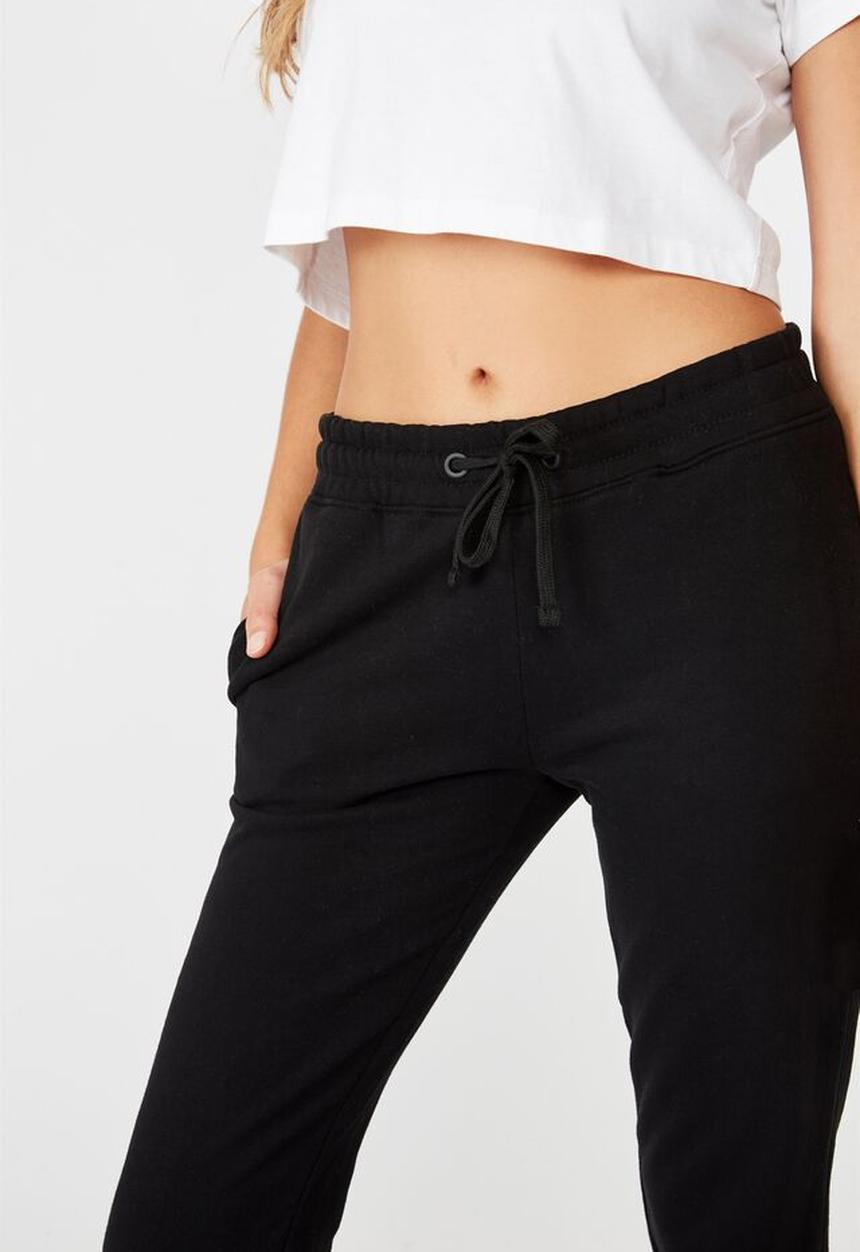 Cotton On - Slim fit trackpant - black
