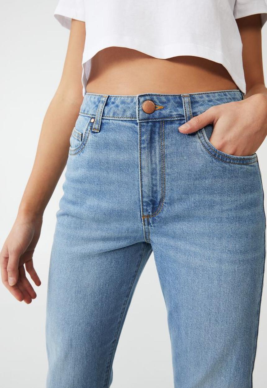 Cotton On - Petite stretch mom jean - lagoon blue