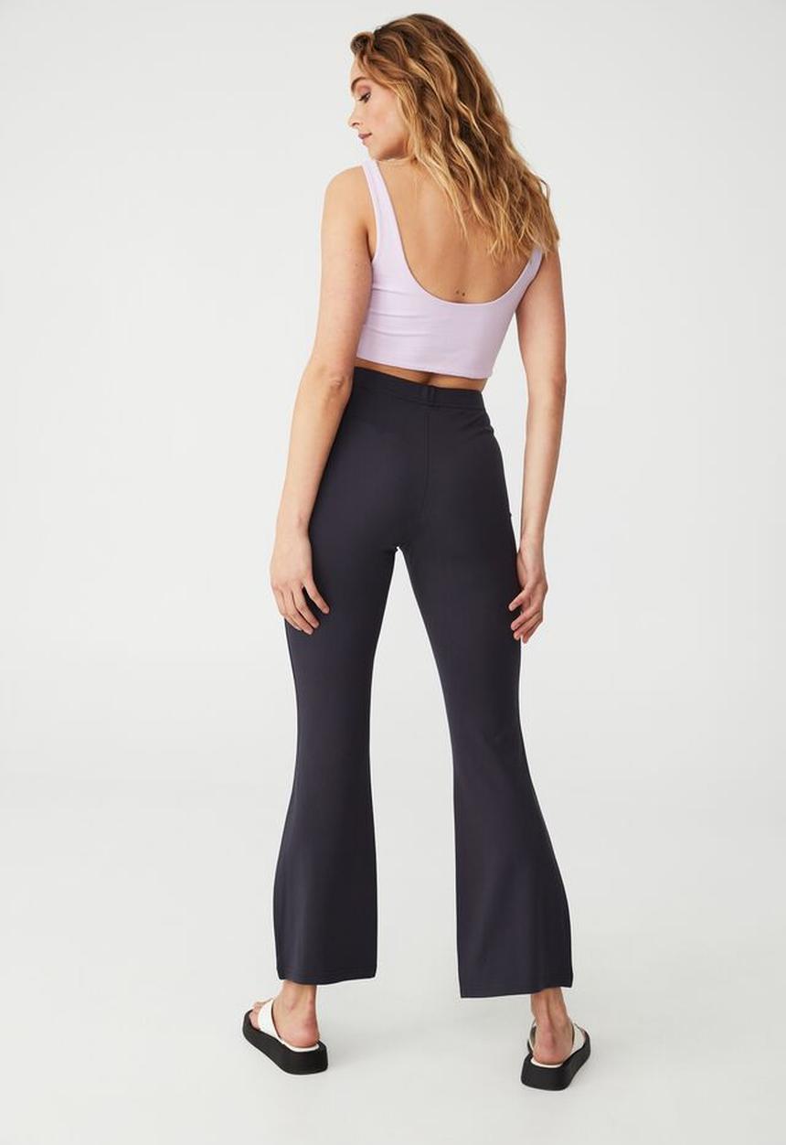 Cotton On - Petite pull on flare pant - charcoal
