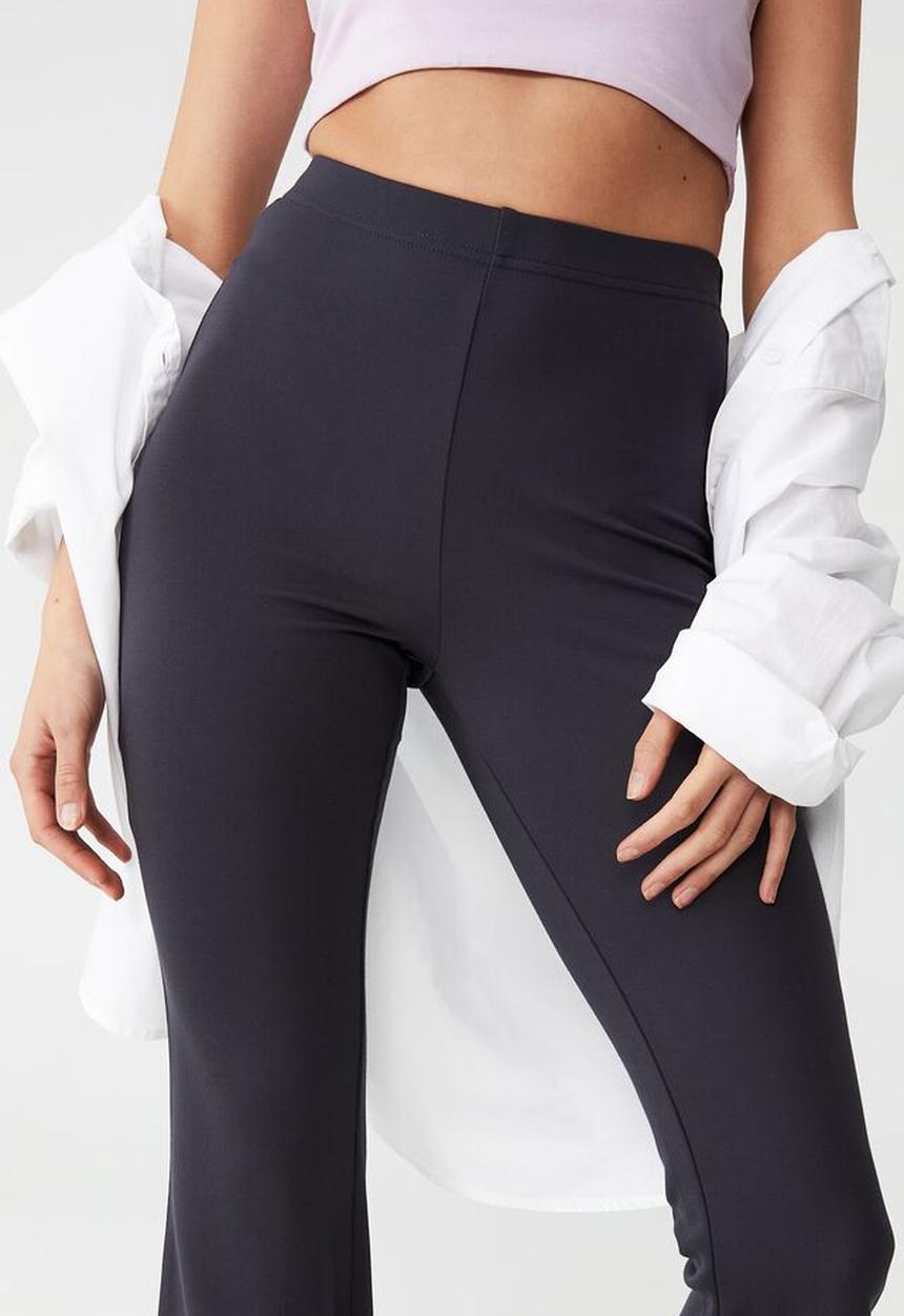 Cotton On - Petite pull on flare pant - charcoal