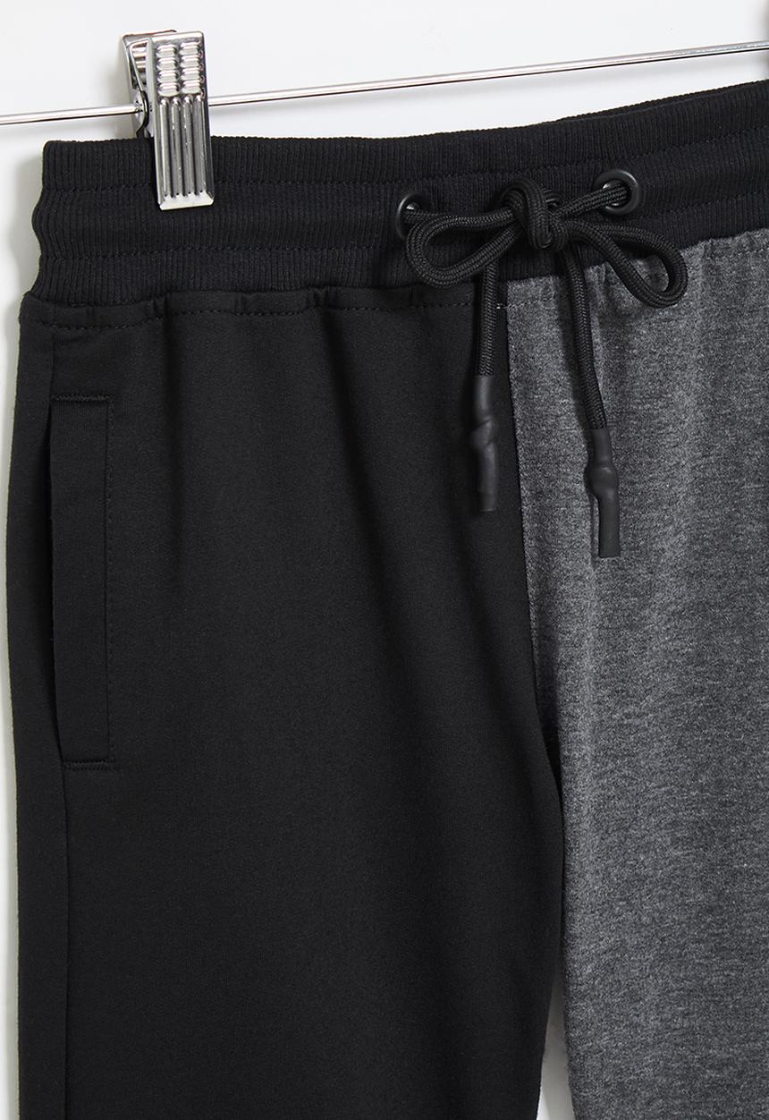 SOVIET - B thanos track shorts - black