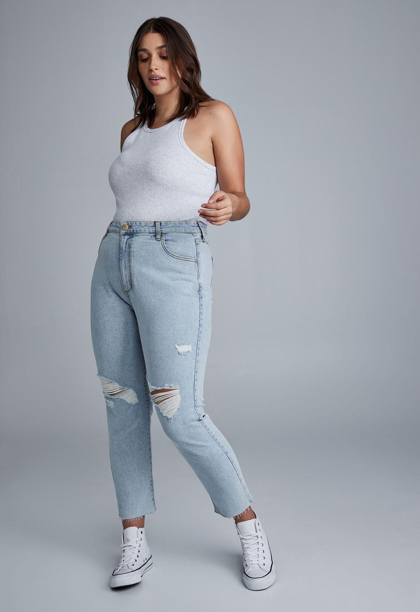 Cotton On - Curve taylor mom jean - roadnight blue rips