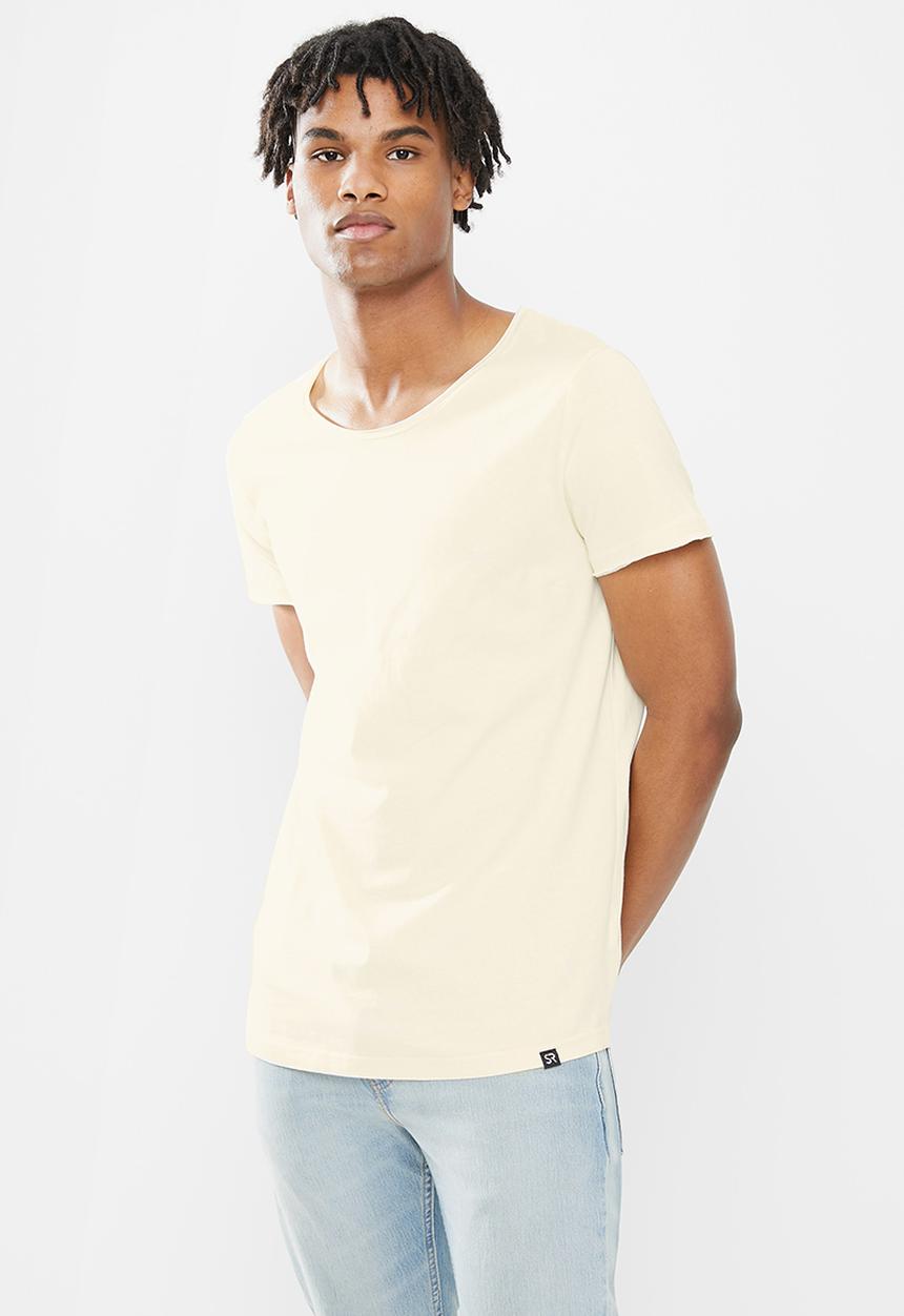 STYLE REPUBLIC - Raw edge curved hem scoop neck tee - beige