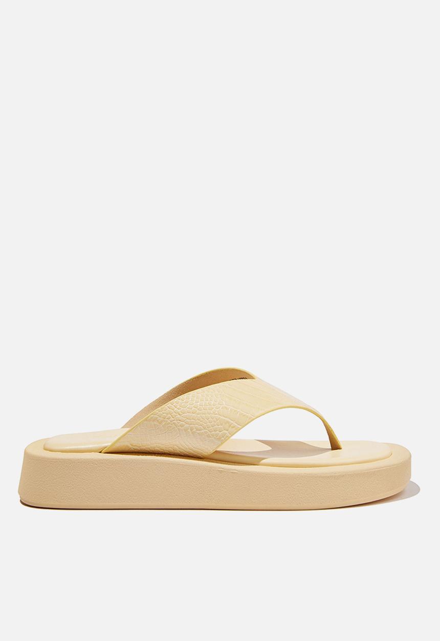 Cotton On - Sadie flip flop flatform - butter croc pu