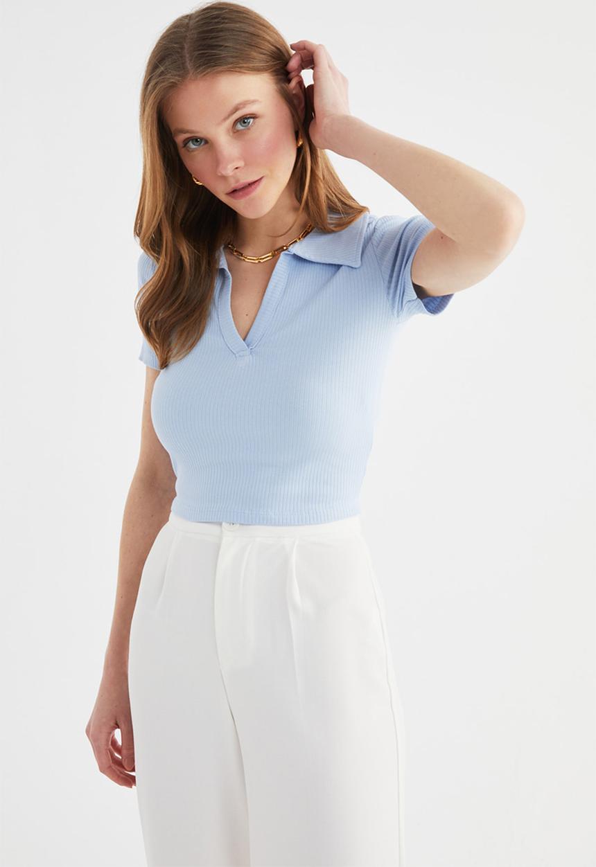 Trendyol - Açık mavi T-shirt - clear blue