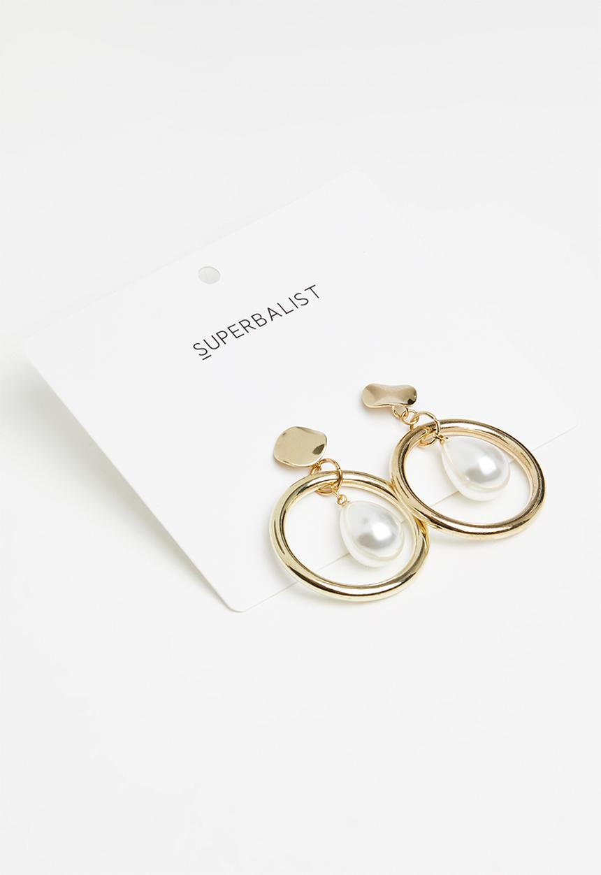 Superbalist - Mila pearl earrings - gold