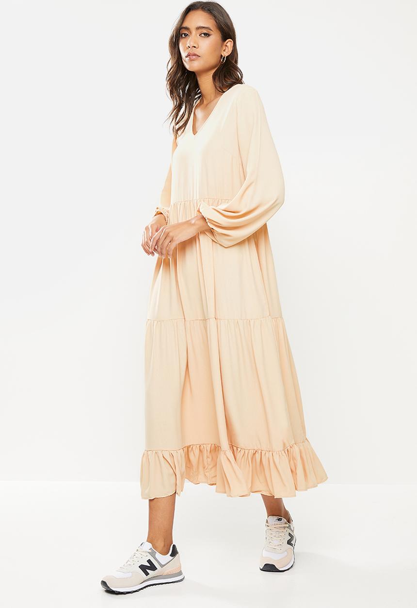 Glamorous - Tiered maxi dress - soft peach