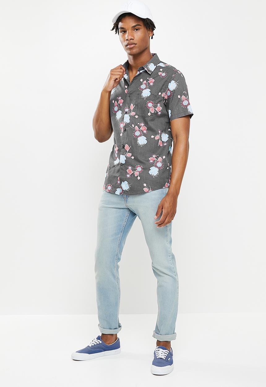 Vissla  - Lihue eco short sleeve shirt - black