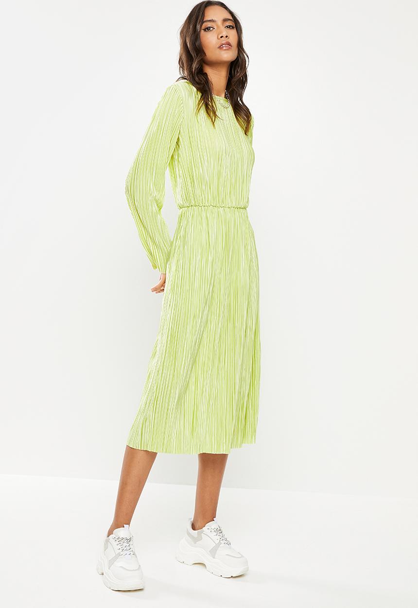Glamorous - Long sleeve plissee day dress - pistachio