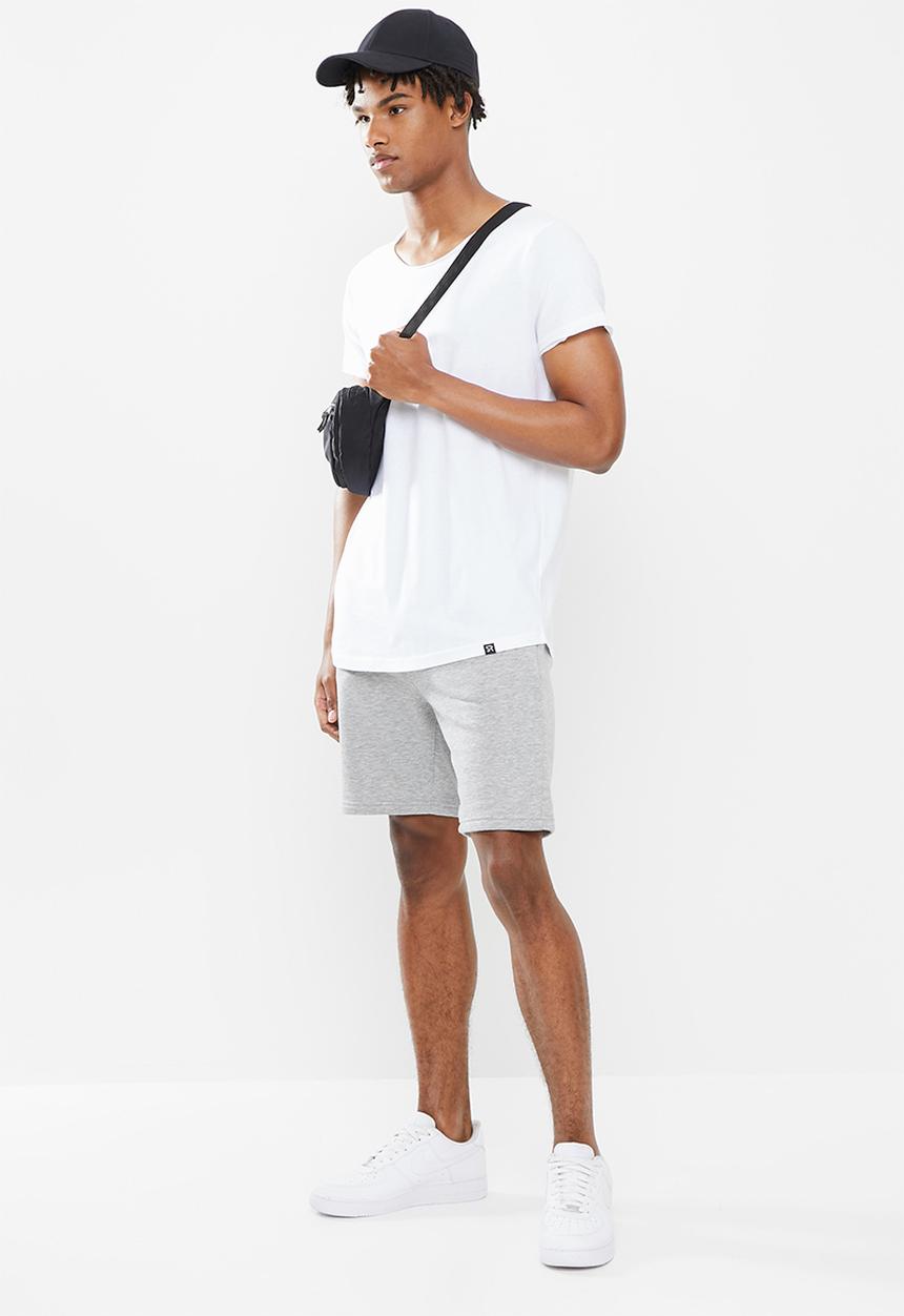 STYLE REPUBLIC - 2 Pack raw edge curved hem scoop neck tee - black & white