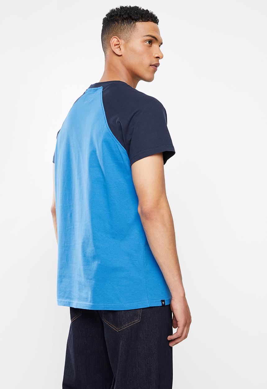 Aca Joe - Flock printed raglan tee - blue 