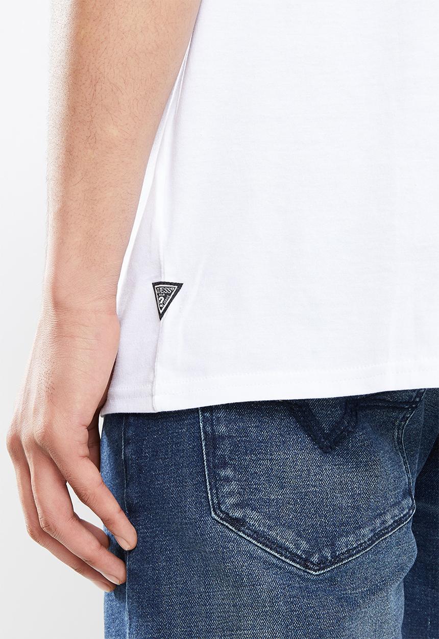 GUESS - Scenic graffiti short sleeve tee - white