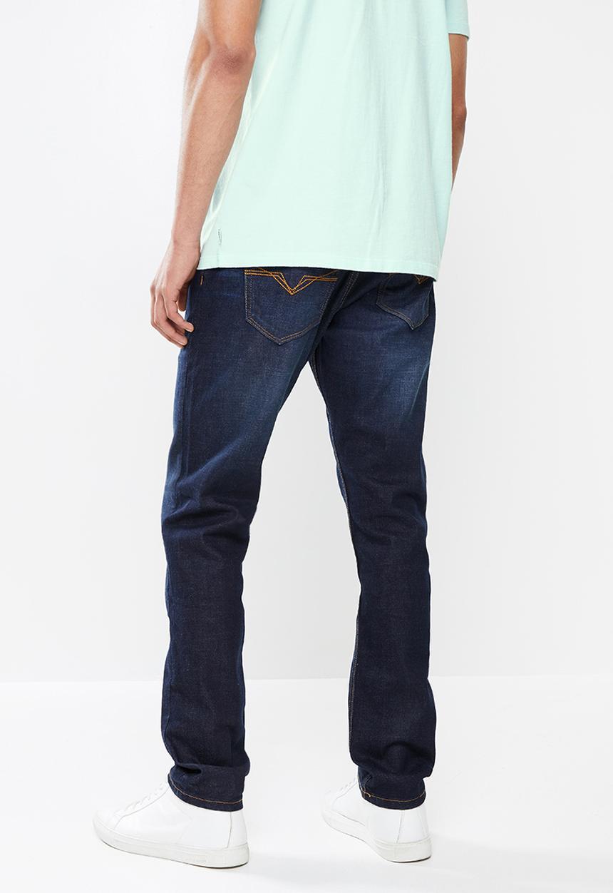 GUESS - Nightshade wash athletic taper jeans - black-blue