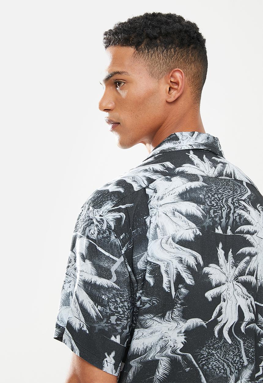 Fox - Bad trip short sleeve woven - black