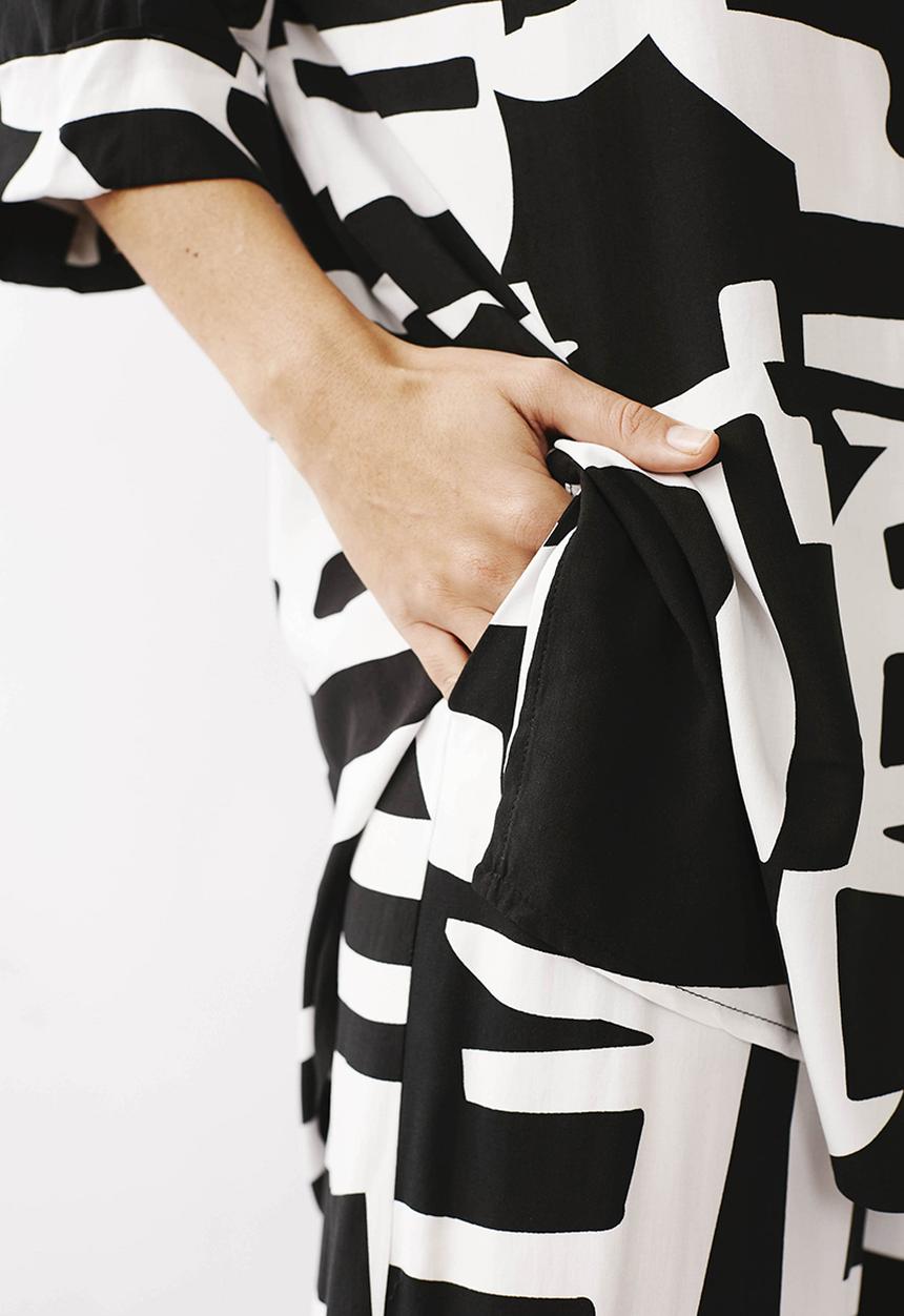 Me&B - Pull-on wide leg pant with tie detail - black & white 