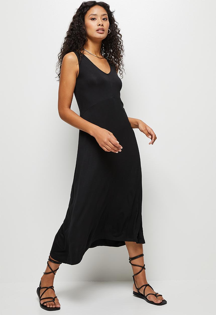 edit - Bamboo v-neck swing maxi dress - black