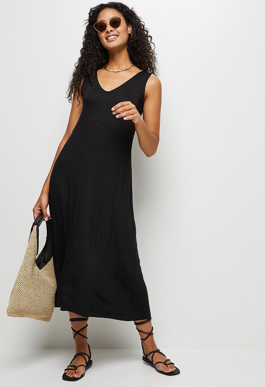 edit - Bamboo v-neck swing maxi dress - black