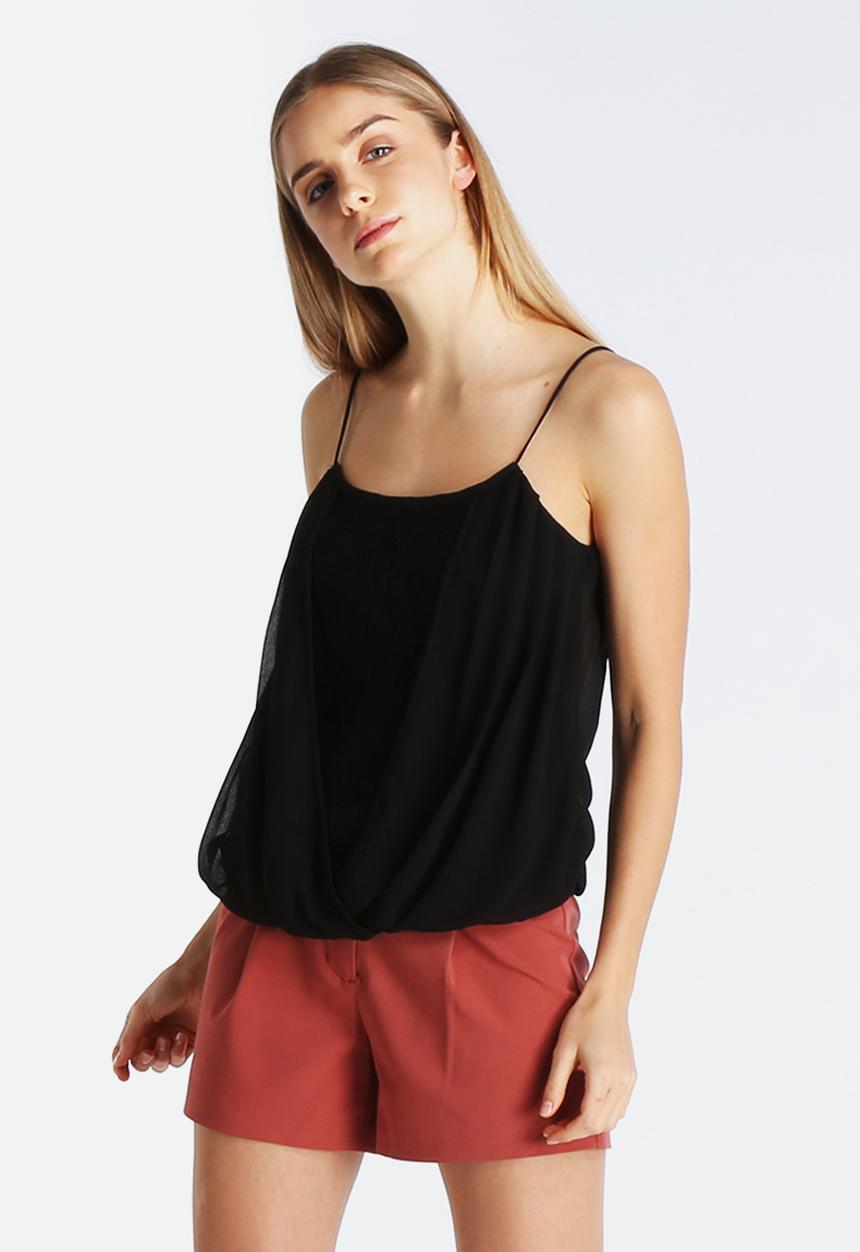 Vero Moda - Wrap Lace Singlet