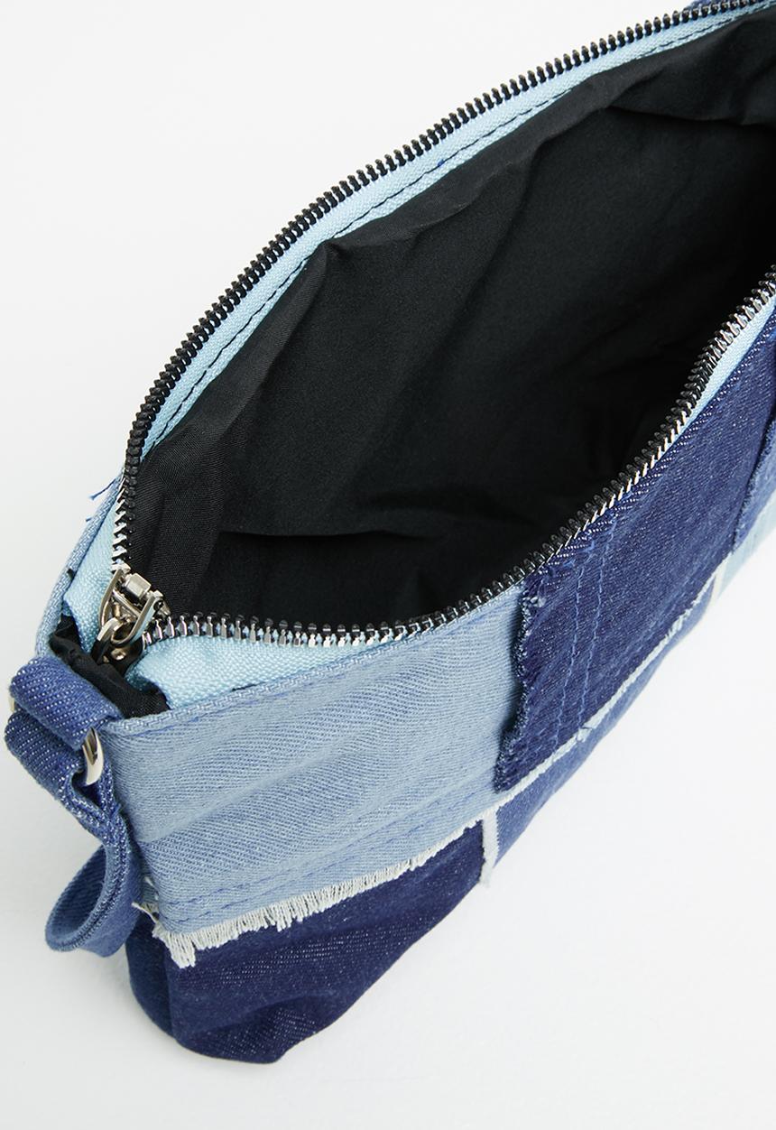 Superbalist - Denim clutch bag - blue