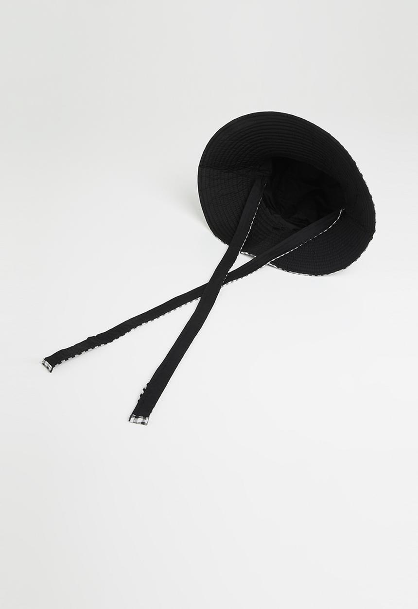 Me&B - Reversable sun hat with long ties - black/white gingham